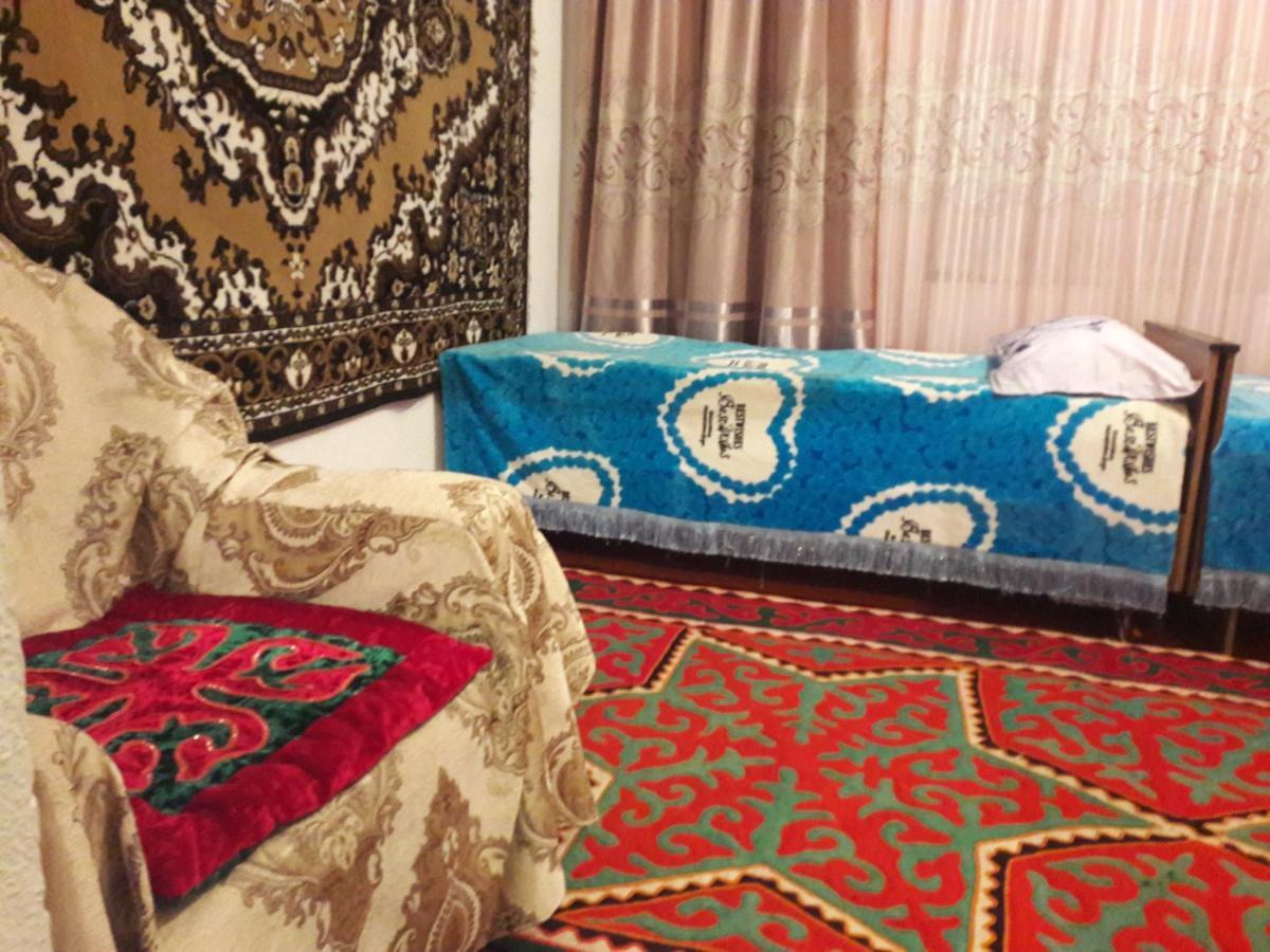 Kyzart Guesthouse Bagysh Ngoại thất bức ảnh