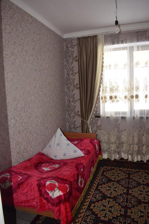 Kyzart Guesthouse Bagysh Ngoại thất bức ảnh